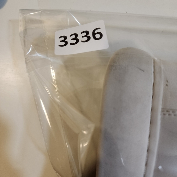 Kate Spade  ♠️ New York women's White Leather Casual lace-up Sneaker 9B - Picture 14 of 14